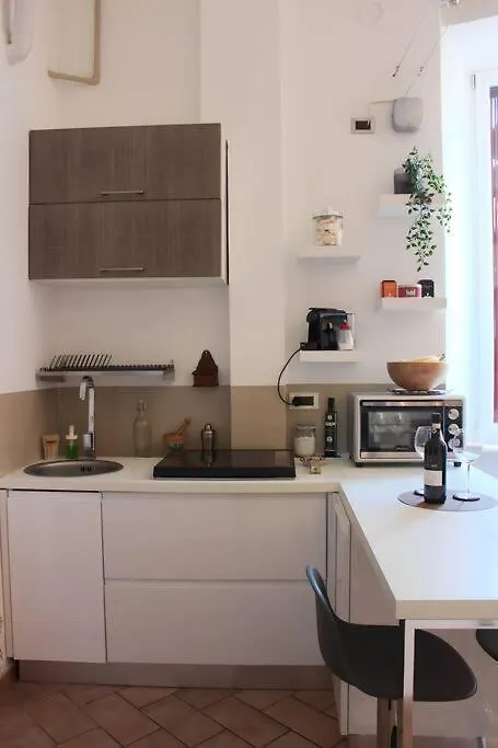 Apartment Ferienwohnung Romantica Cenisio Mailand Italien