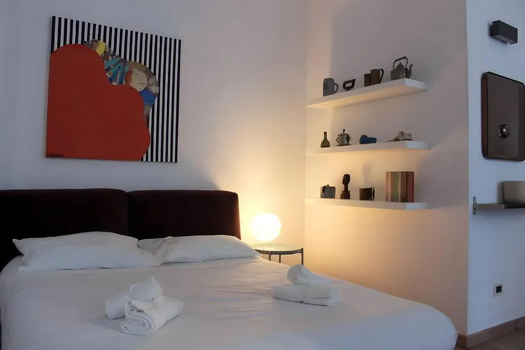Apartament Romantica Cenisio Mediolan 0*,  Włochy